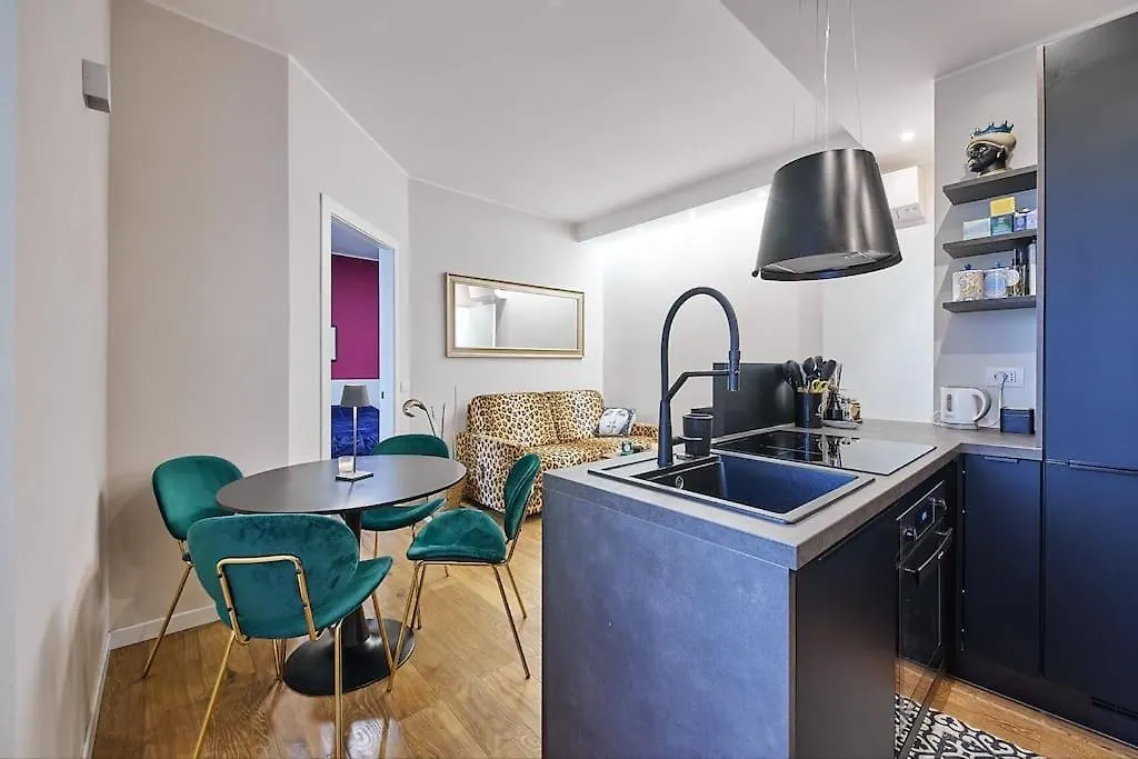 Moderno Bilocale Chic 8 Min Dal Duomo Apartment Milan 0*,